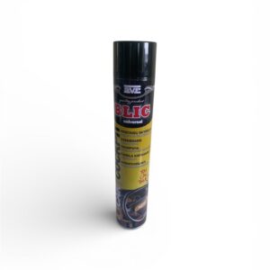 Prietaisų skydelio valiklis-blizgiklis () 750ml